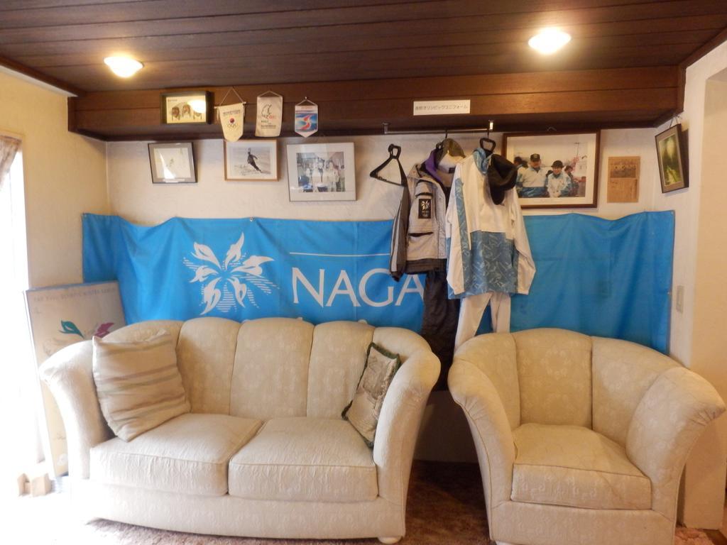 Hotel Weisser Hof Happei Hakuba Bagian luar foto