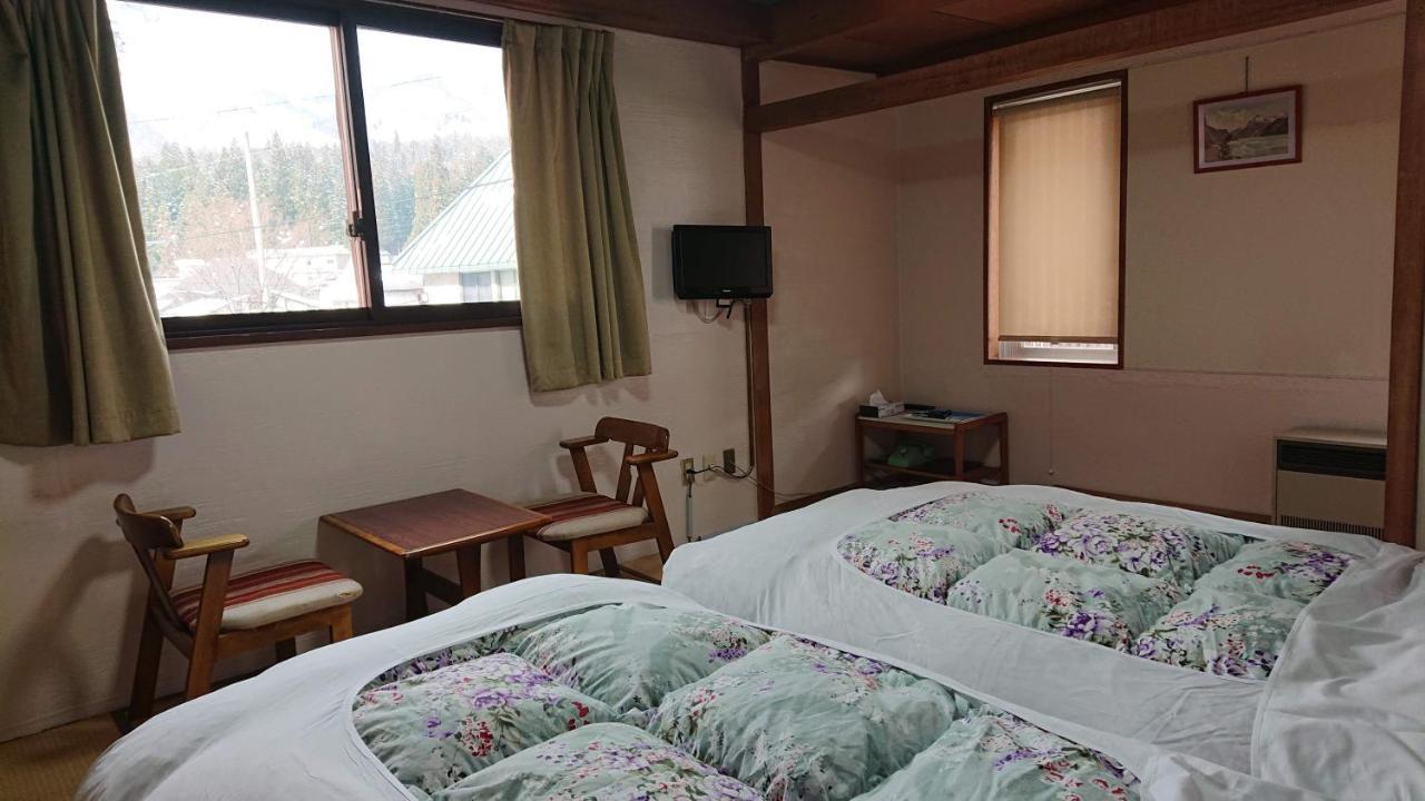 Hotel Weisser Hof Happei Hakuba Bagian luar foto